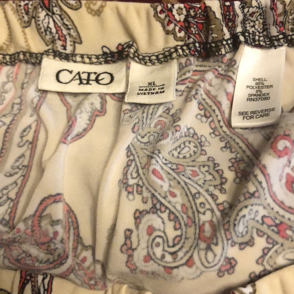Beautiful long paisley print skirt - Picture 3 of 3